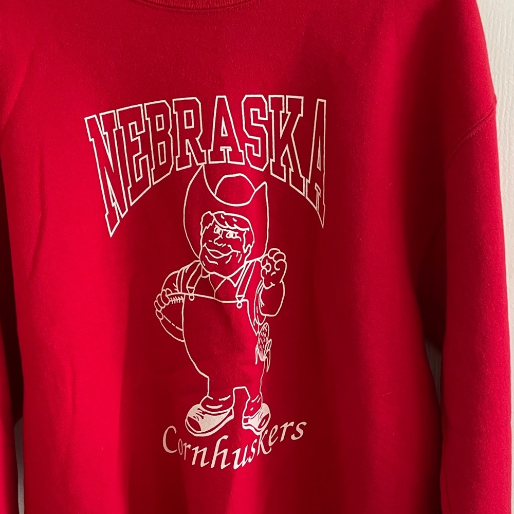 Nebraska Cornhuskers Red Sweatshirt L - Picture 3 of 6